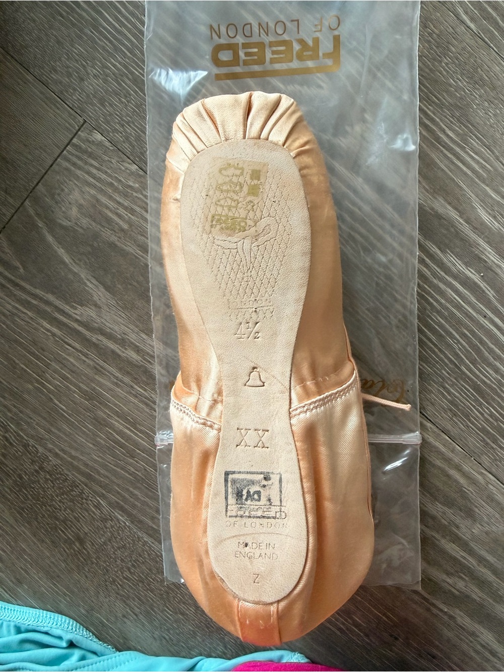 Freed of London Peach Satin Pointe Shoe (Single)